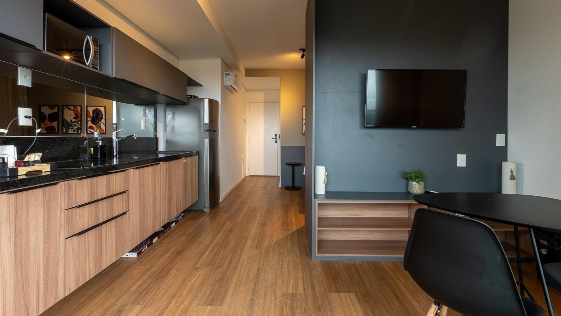 Completo Prox. Estacao Fradique Coutinho Apartamento *
