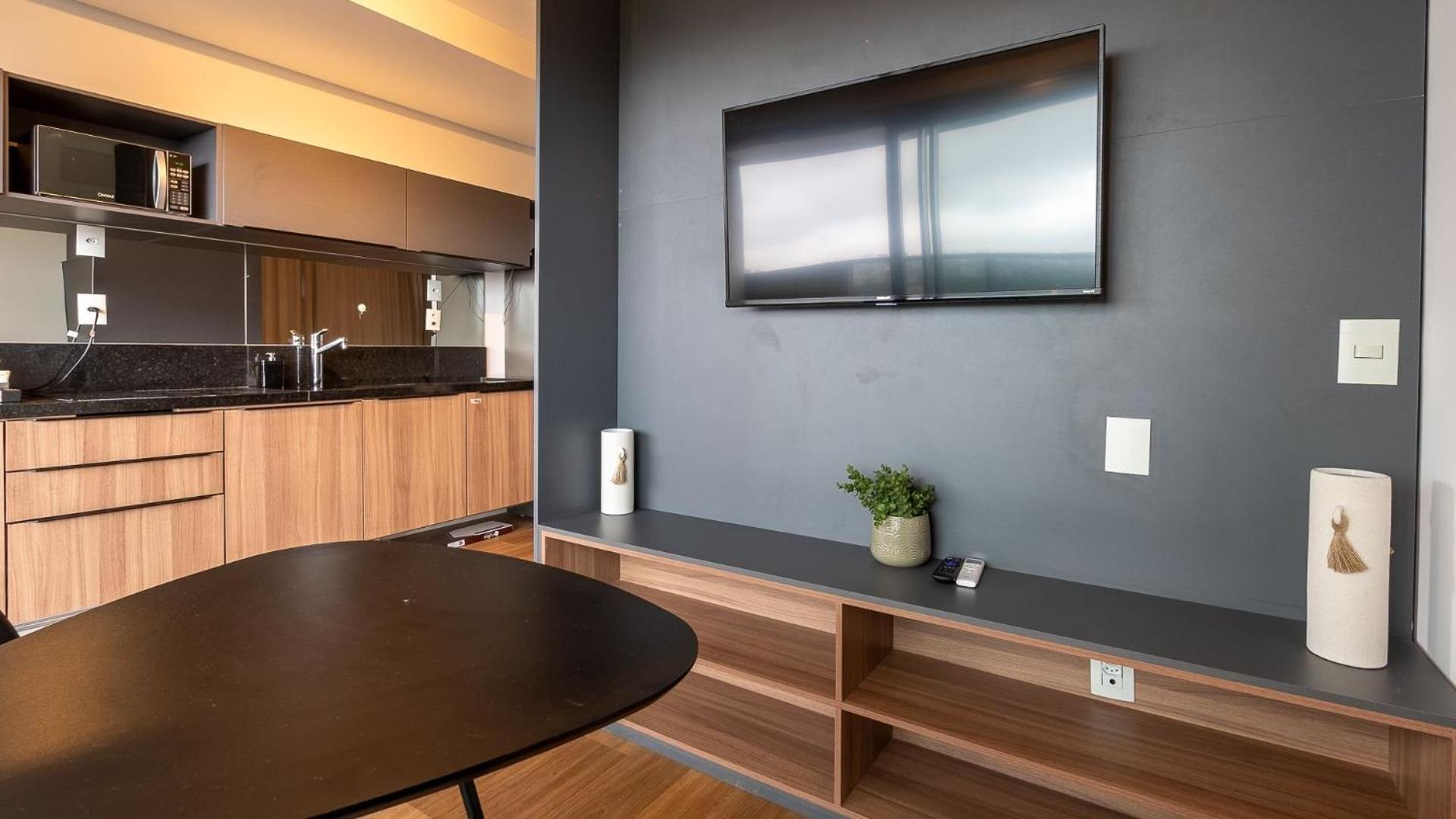 Completo Prox. Estacao Fradique Coutinho Apartamento