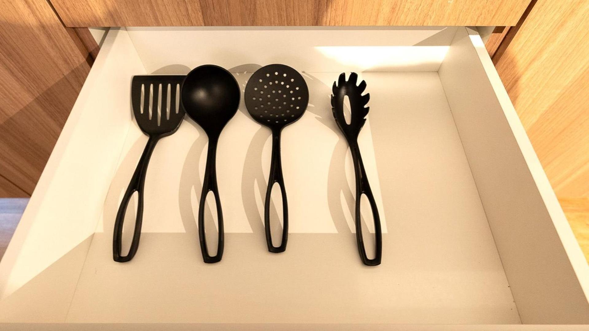 Completo Prox. Estacao Fradique Coutinho Apartamento *
