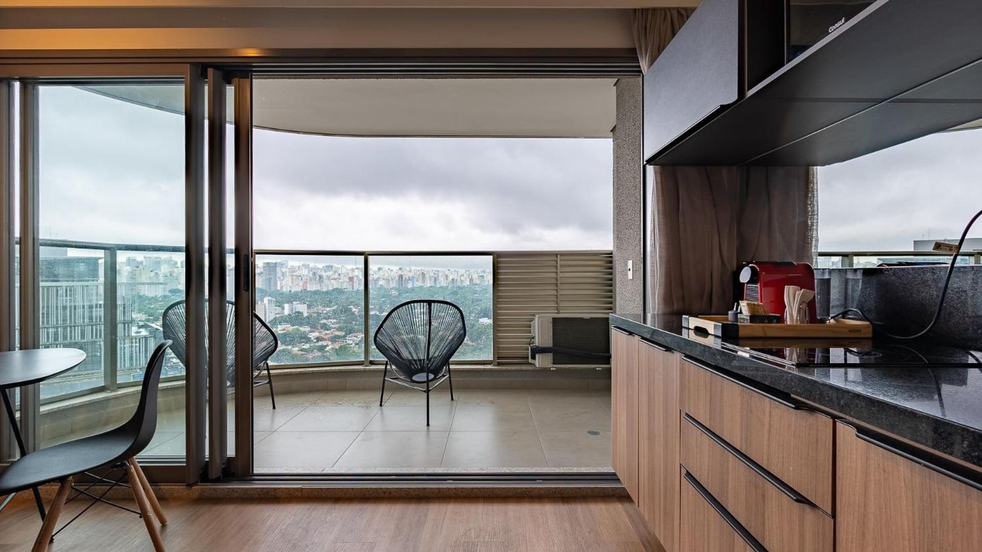 Apartamento Completo Prox. Estacao Fradique Coutinho *